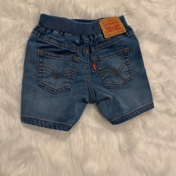 Toddler Levi jean shorts - Picture 2 of 4